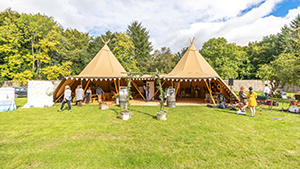 How to create the perfect tipi wedding